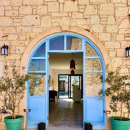 Paradise Alacati Hotel *